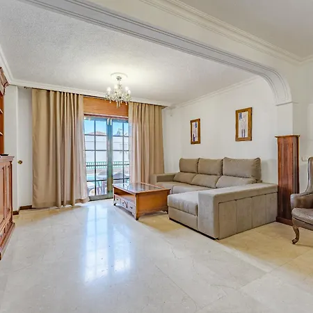 - 3 Bedroom House With Pool Holiday home Chayofa